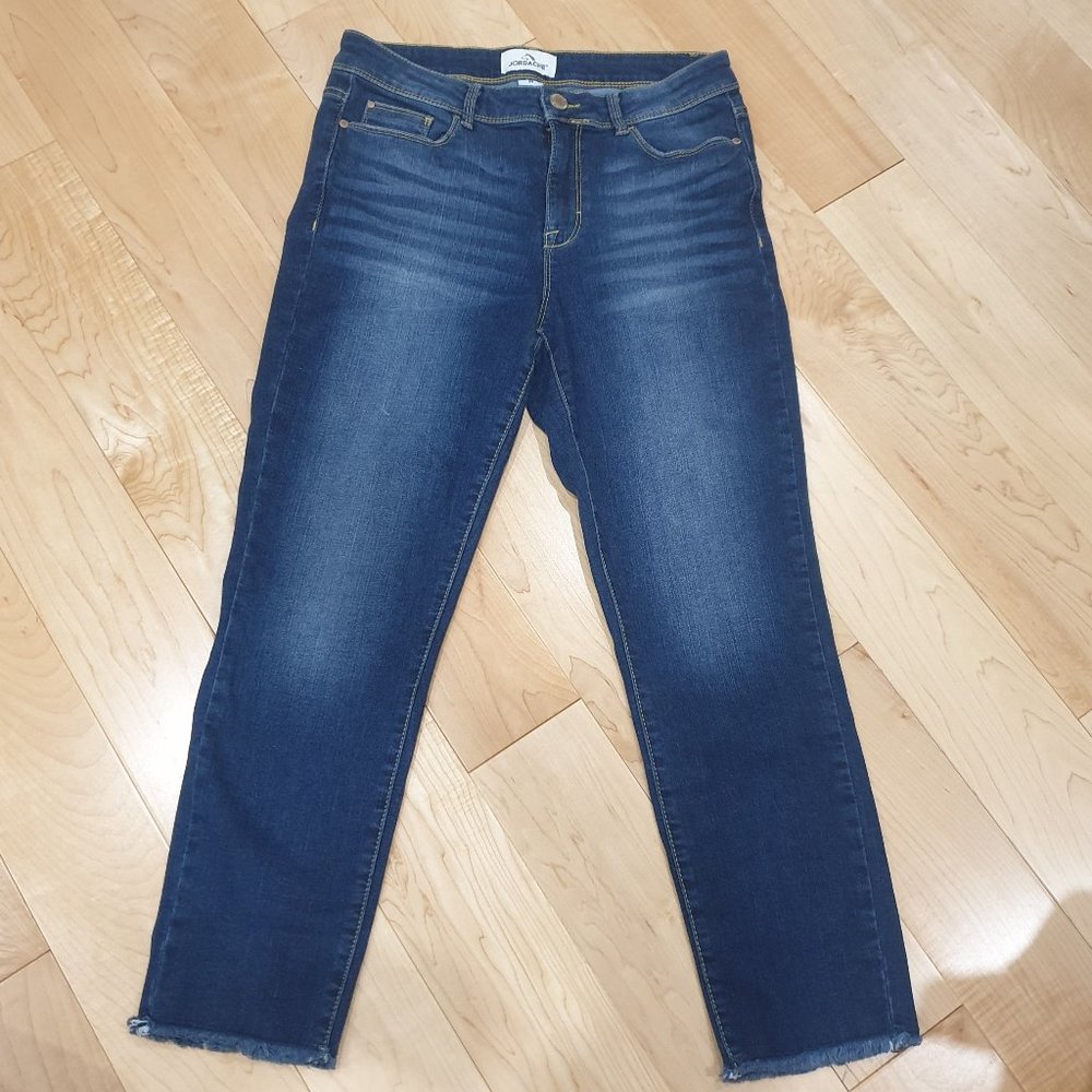 Ankle Jeans